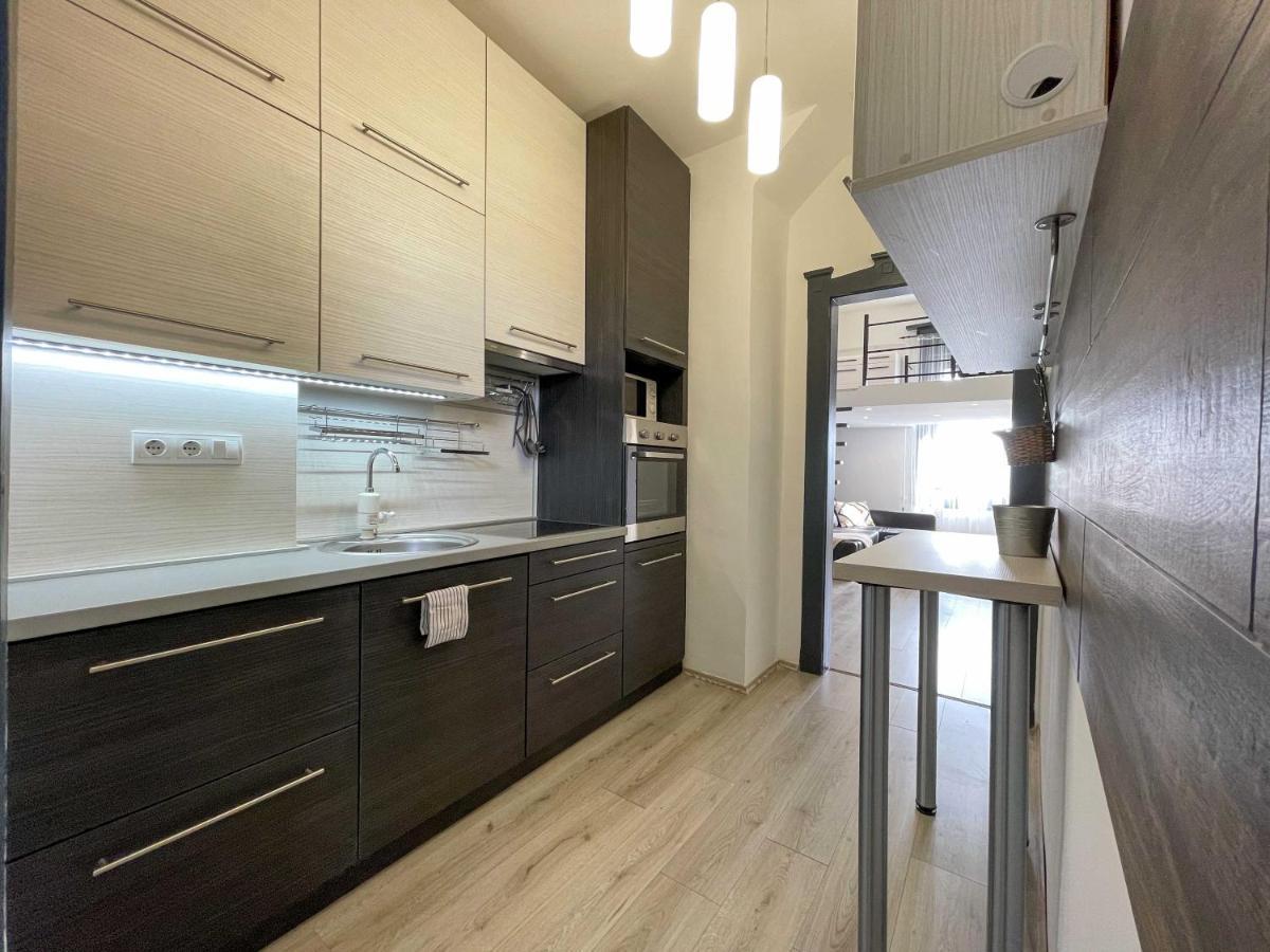 Manyi Apartman 2 Debrecen Eksteriør billede